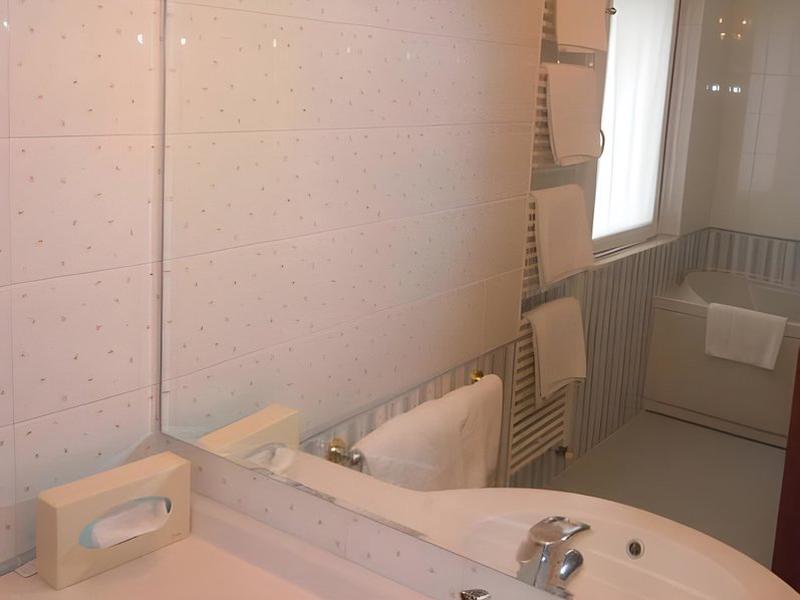 A6A383467BEF95D41C429A01C912C2C9