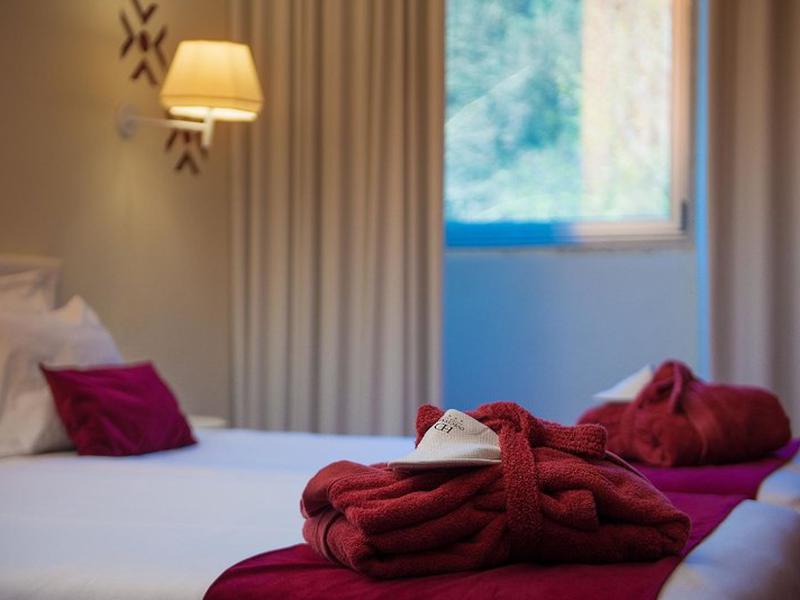 3CC26280DCFDE2DF76CC2C4AB32815EA