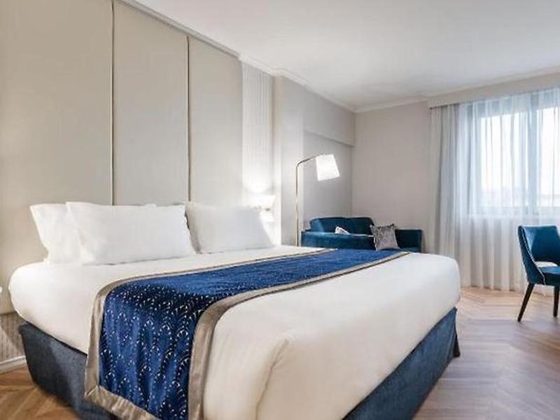 AE608639AC3E2457F2EB1A550D6C179C