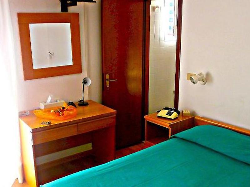 0830DA096C507E27FD7A75E80B70E7C2