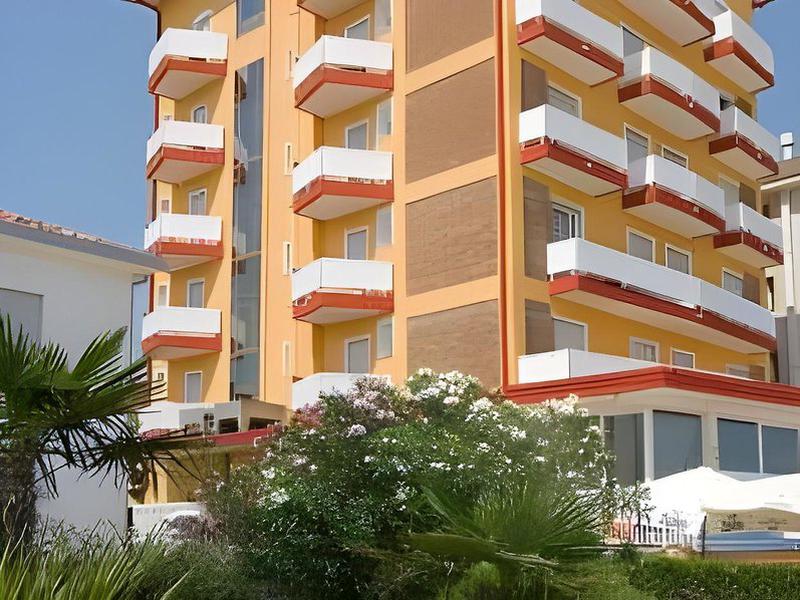 7A328FCE187799D17F7737A8F4EC1462