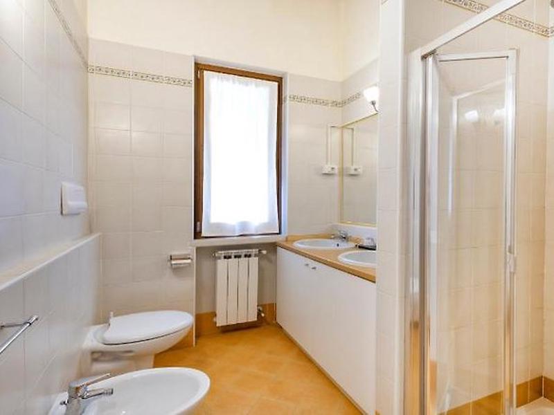 0BD7BA546B9AFA9DFD28F6B18C0A3850