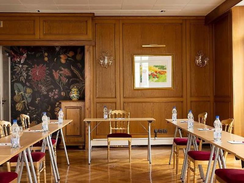 FE85DF224BE9DA962D51DDE234301B5E