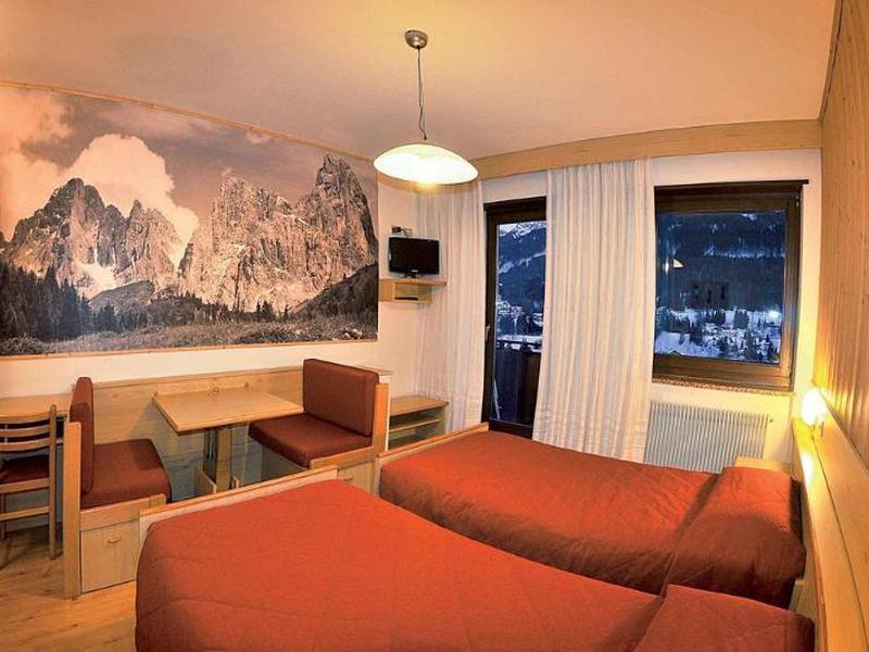 0BFC83E34415DFC02B6B2C3AF8B22AF8