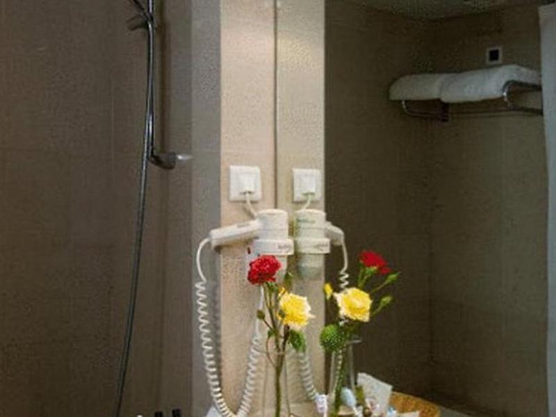 69ACB3BABBB3E5934819F38D2FD8A5C2