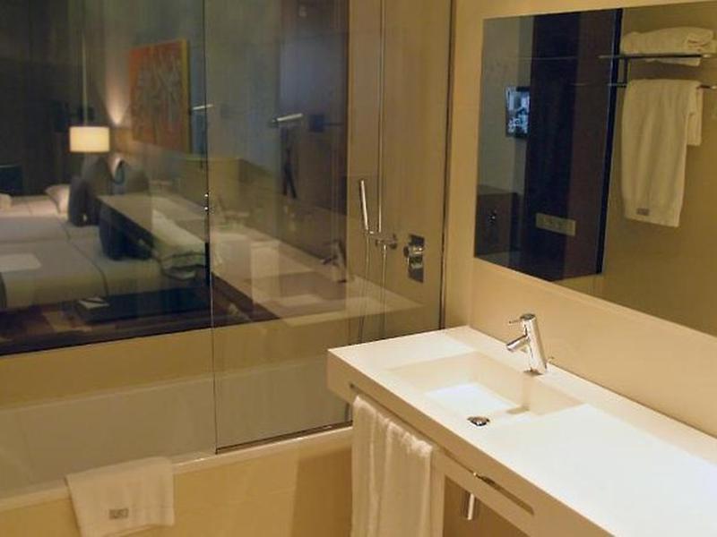 471E82417EDAB2C8494FA09475F46E77