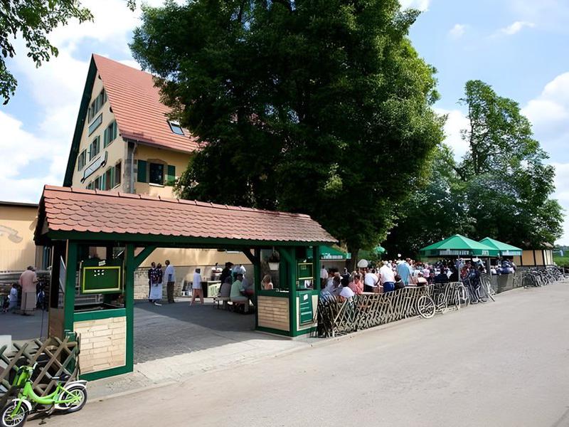 CCC0368AB96726BCD86EAA877A404026