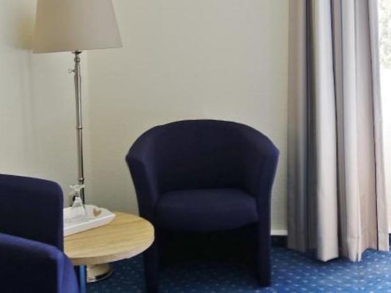 79D69F7044A5318FEC0C0F1D1D1E9DD5