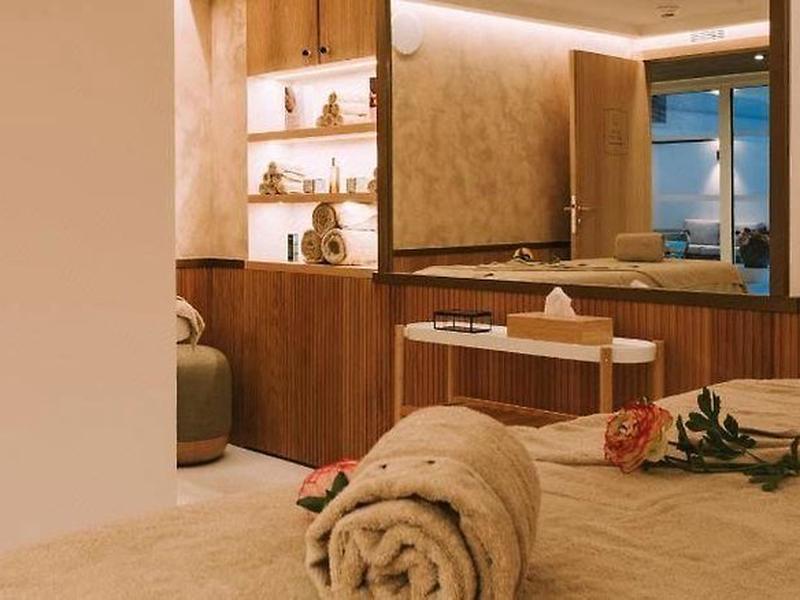 1DCCC9CD65650A8B407A9FE9E0B1CDA2