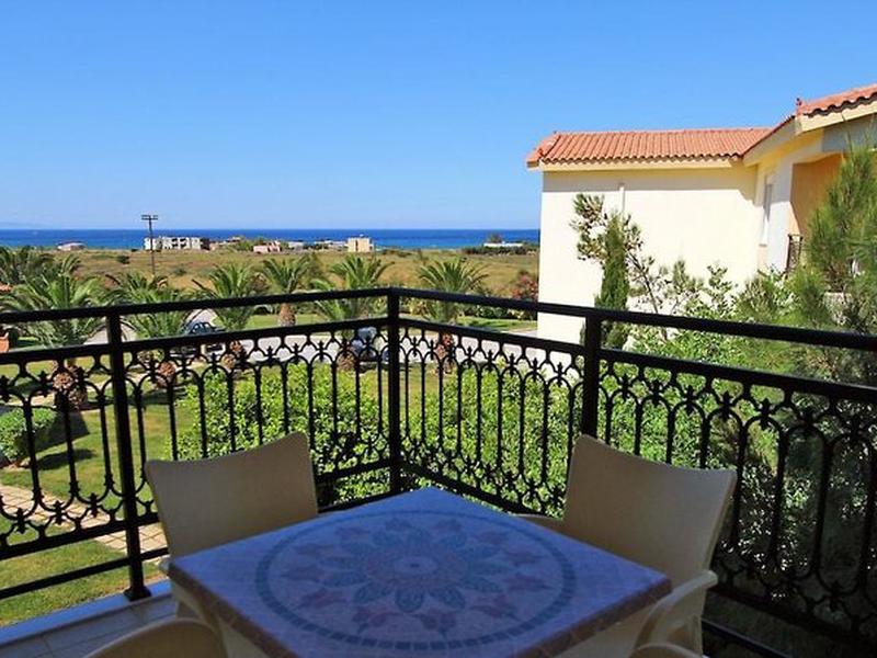 12F38E33E6728E69AC386A0BFFC2321A