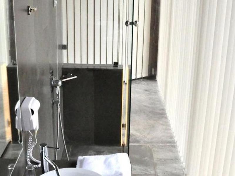 9DC548D5973EE2A978E621991738059E