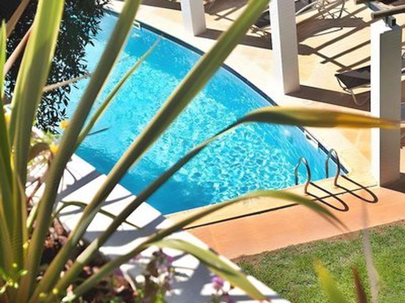 0E87F2F143CA67B51D021E1BD2EAE564