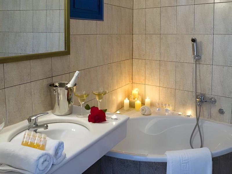 180FDDEDE16C381C309C32DB36F46103