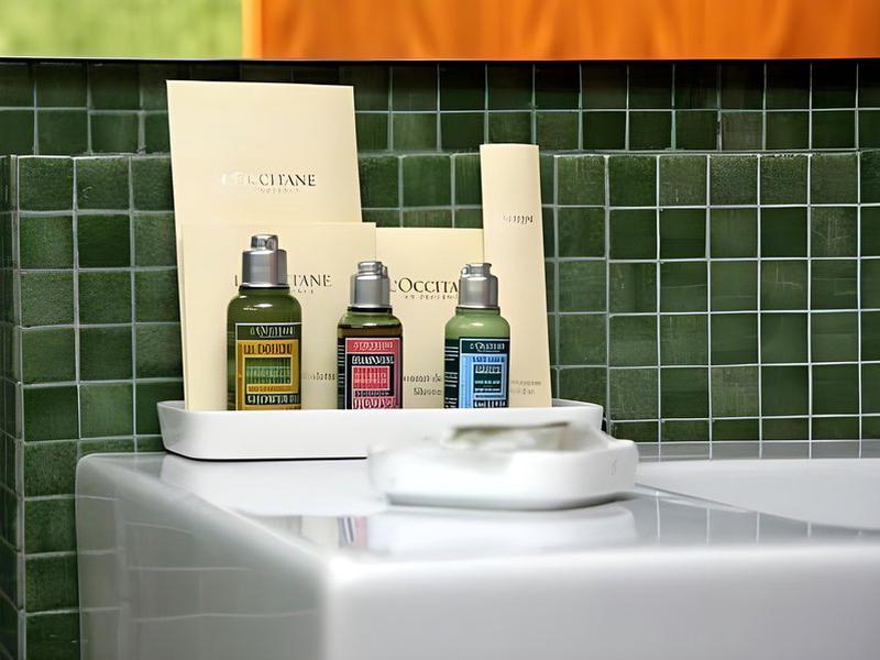 BBD53837333C4A58380D5EC7A076166B