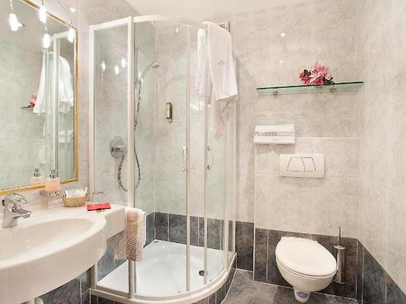 E68C9F7DCB1E90E4E21F5F4573CD1AE7