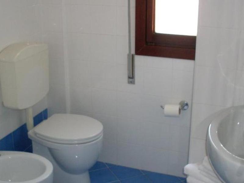 89C3C31B618623BD4E6A80C9F7FE4D48