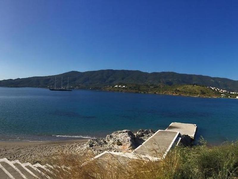 263C7AC52D9EA0496694F16CA0D0CAEF