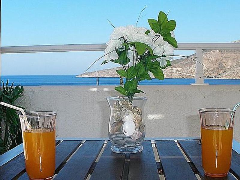 EA375BCF6E36F51B14DFA560EB74545F