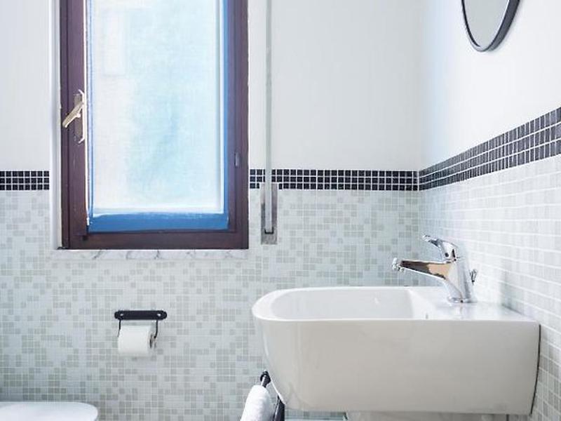 5BABE74AF7C78AB0D1F3E6E4C733A48A