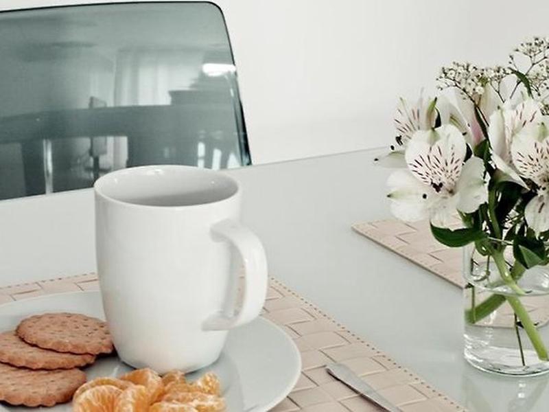 7AAECC3A44DAA485AD987765F7B54C2A