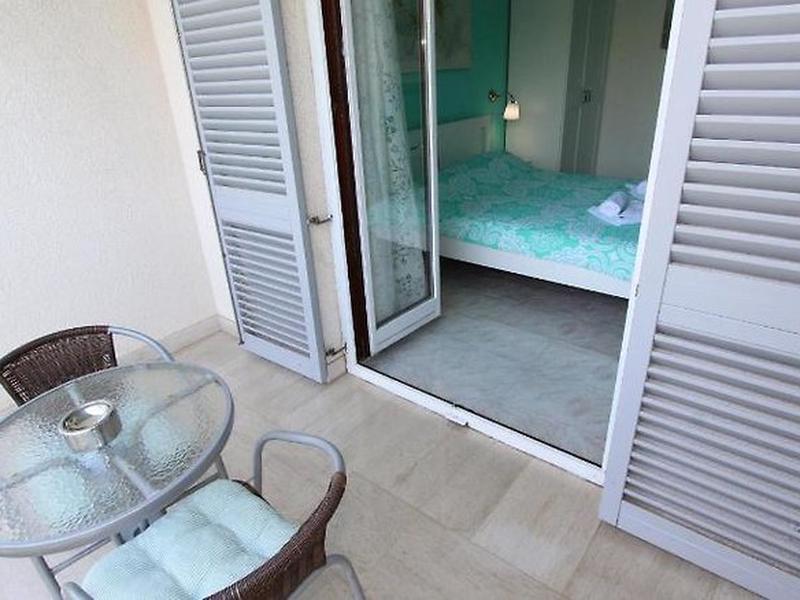 5CC8E445AE14FEE8DAA3948DBDA55655