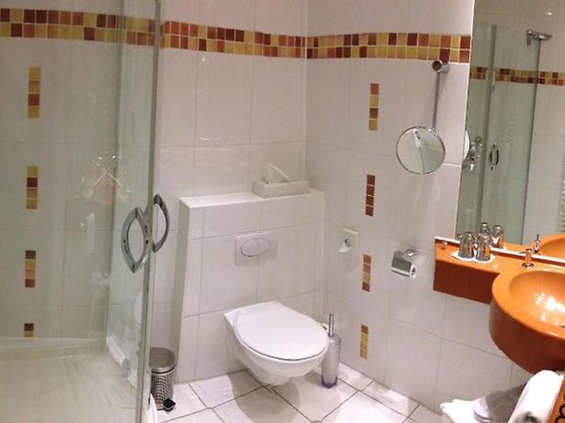 6DC3407246ABECD8DA022E2A75269FD5