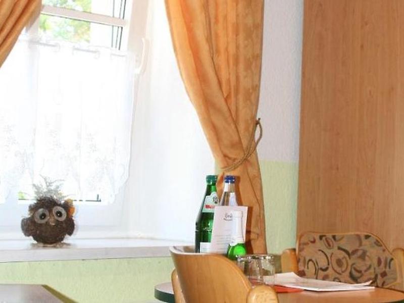 BB273CD983B761EA905D199E654F8670