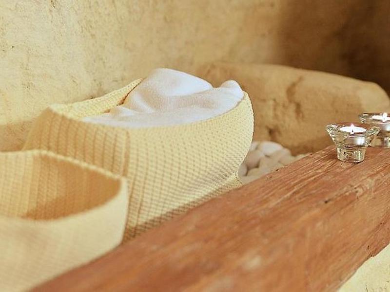 A064C6C1C991256F8EC17E9481E1424C