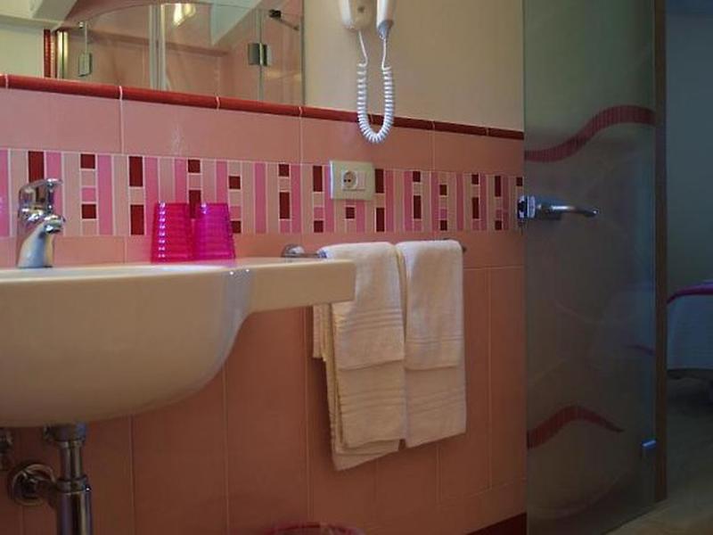 694A189312C1908753BA0B0FDCDE3D96