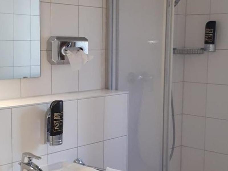 987785555E13D0D5147CB7ADEC99E34B