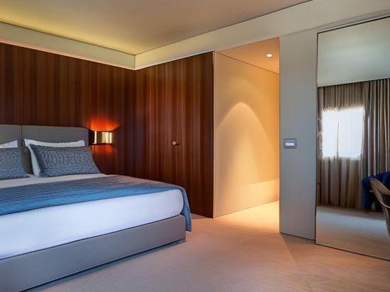 057670AEFC546814241CC5BFB1FAD535