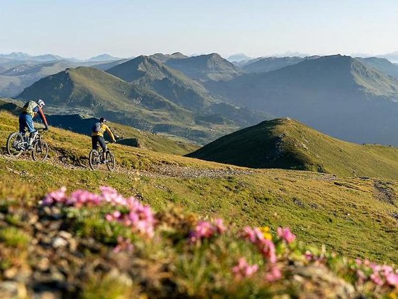 3D144B28C8D45B479206415A3883DB8A