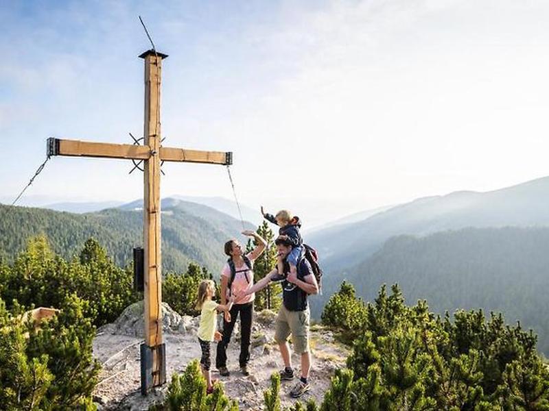 2DFFAC23D13DC0B0EAA7C73C17AD061F