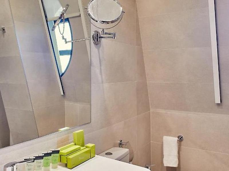 B232F70FD50324645B2A47783D1C482B