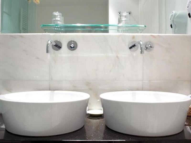 4C8E91207274187D17666E0B470E6F14