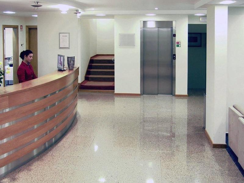 8DB0ED23F6C6D448CF9E73B057BE7FF1