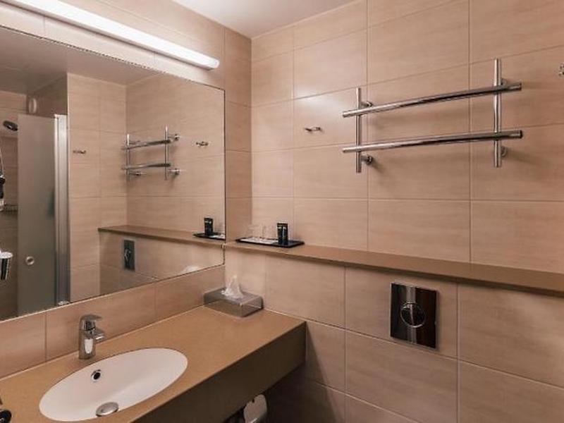 B50448A453582BE74C9552A2B7EEE4AE