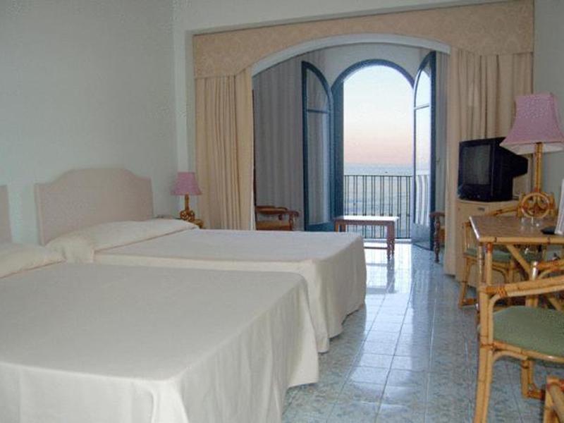 B23436EF30E28C9318810E8EB879E252