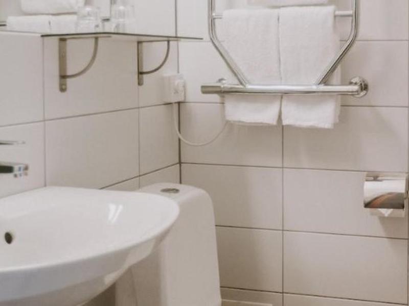 A68C71D504B49FC2BE6AAF279D260792