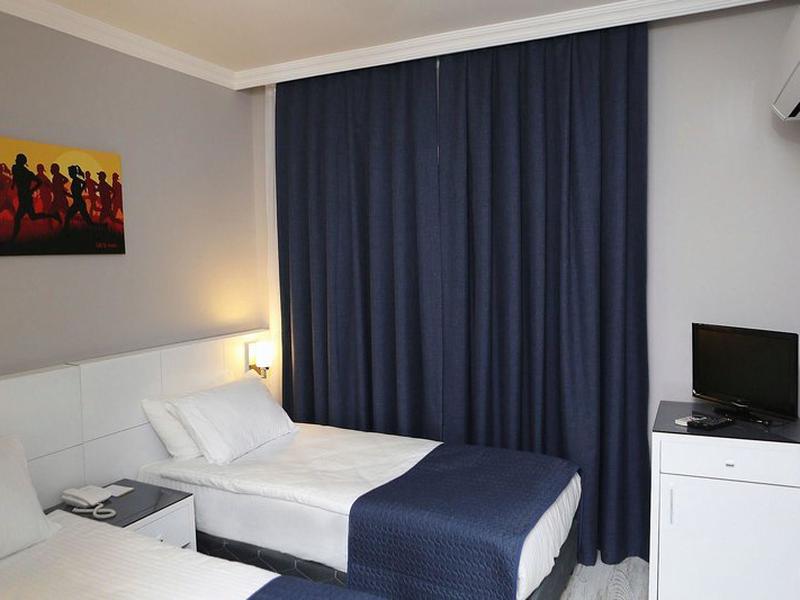 DC8E165D8D9C8064F6AFBE76CC3A11D2