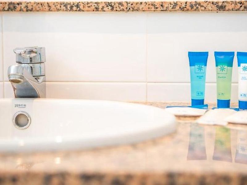 4DC689F8305C38C26BC1B32F923CC597