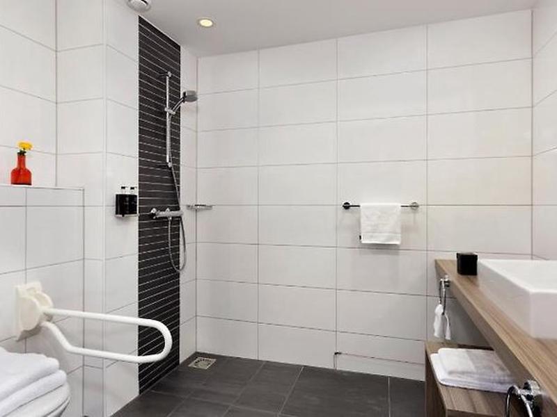 843AF1218A142C60B070BB86CF05136E