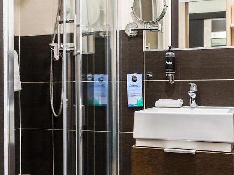 A72B695498486BAC5F9910F0941650B6