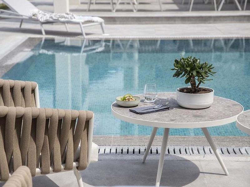 23E16EACA641A4D71941D4208D7356E1