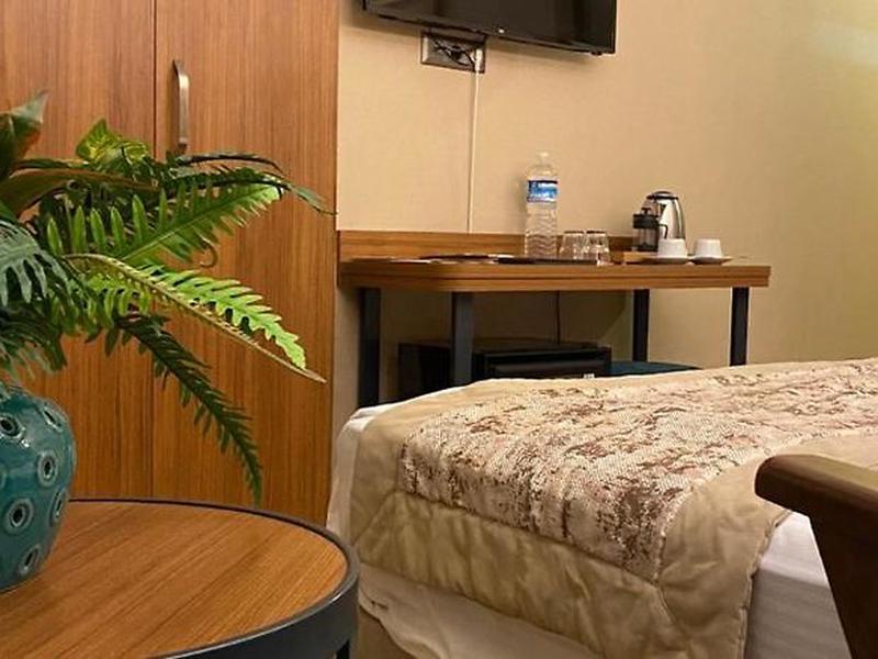 9237E6F3EF3AE44F8682F69D37B93181