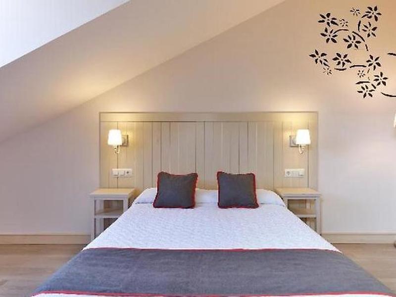 A11AF10C5BCEEC5FE01CAA7F79FB18EE