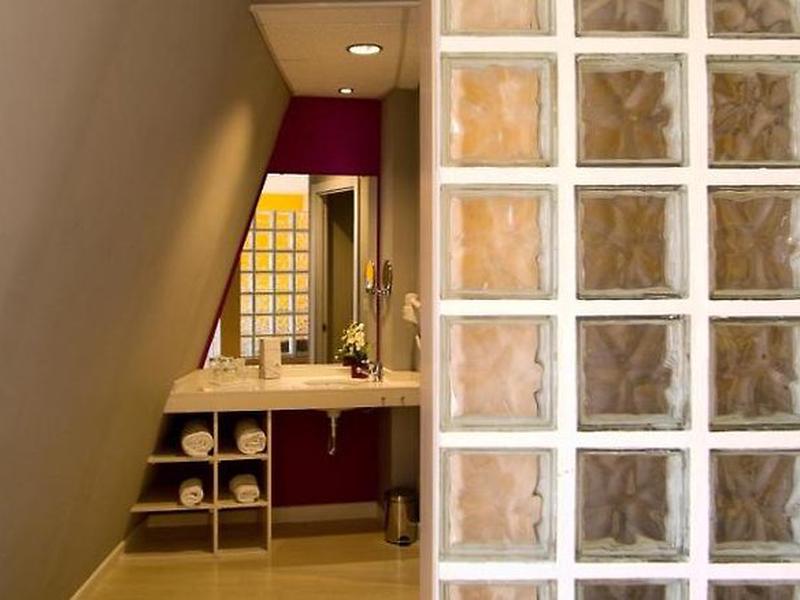 BA9B692E348470A3CFE5DD1512DD83AF