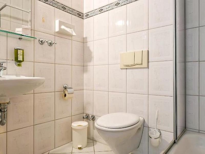 CCC351889B6CDED02C824B61868D6C29