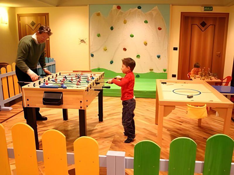 E34C3572BBF9636DDD0D6CED3CCA0F89