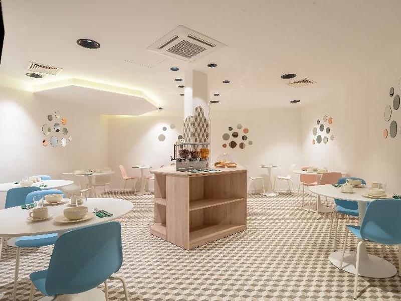 552C9D93572CEB1AF338B9EAD3C70AA5